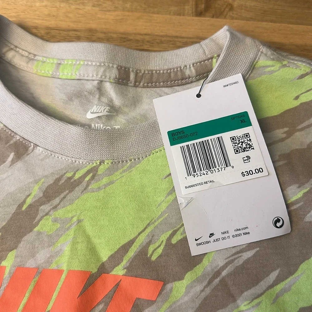 NIKE  LONG SLEEVE TEE